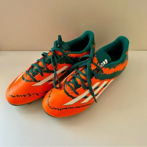 Adidas Messi Cleats - Picture 1 of 16
